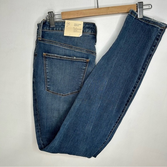 NWT Universal Thread High Rise Skinny 10 - Picture 3 of 8